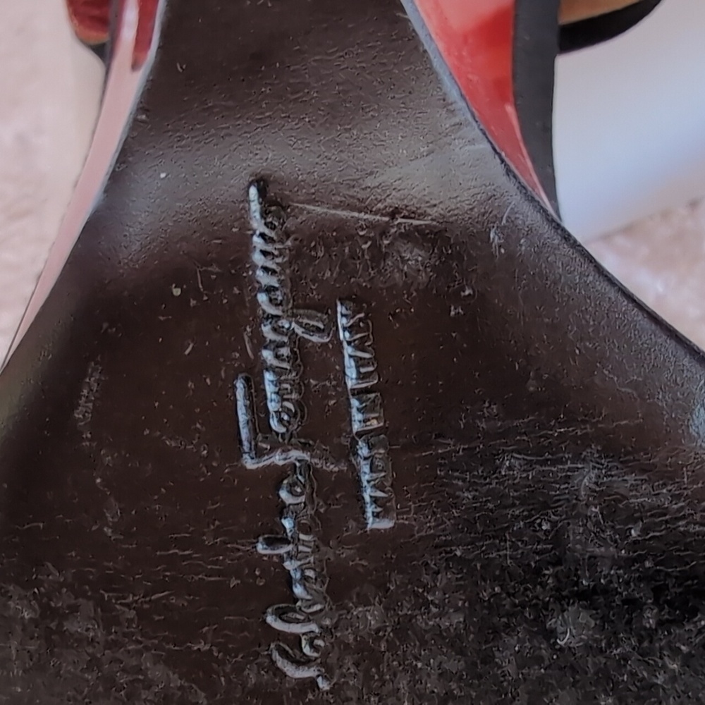 Salvatore Ferragamo Sandals - Picture 6 of 8